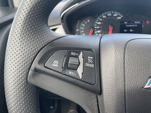 Used 2022 Chevrolet Trax LS w/ Tint and Cruise Package image 22
