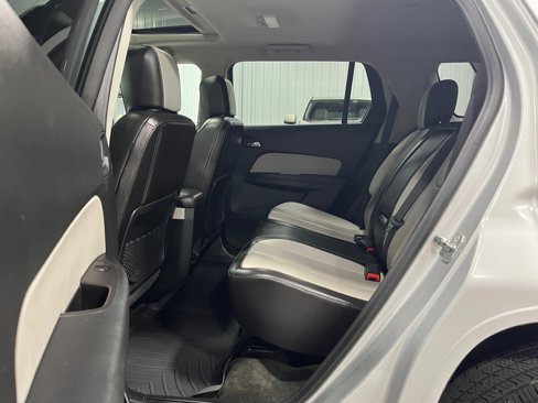 Used 2017 GMC Terrain SLT w/ Open Road Package image 11