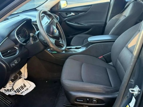 Used 2019 Chevrolet Malibu LT image 9