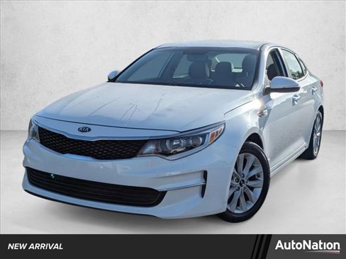 Used 2018 Kia Optima LX w/ 17" Alloy Wheels Package image 1