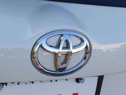 Used 2014 Toyota RAV4 Limited image 37