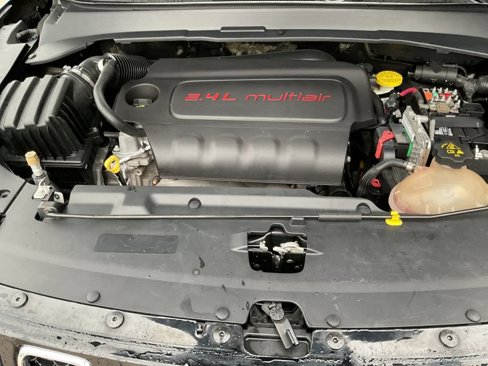 Used 2018 Jeep Compass Sport w/ Tech Group image 28