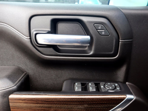 Used 2021 Chevrolet Silverado 1500 LT Trail Boss w/ LT Trail Boss Premium Package image 11