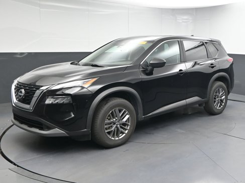 Certified 2023 Nissan Rogue S image 4