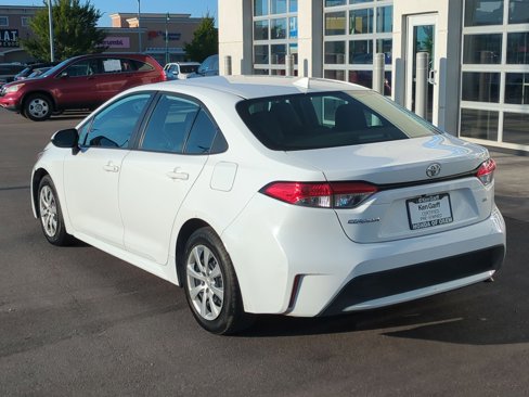 Used 2022 Toyota Corolla LE image 8