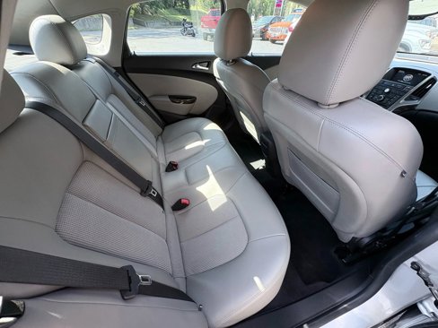 Used 2012 Buick Verano Convenience image 16