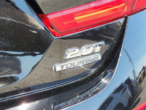 Used 2022 Honda Accord Touring image 8