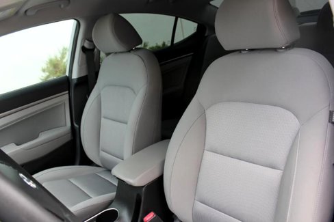Used 2018 Hyundai Elantra SEL image 10