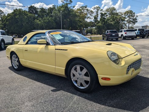 Used 2002 Ford Thunderbird image 2