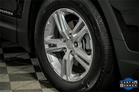 Certified 2022 GMC Terrain SLE w/ Driver Convenience Package image 3