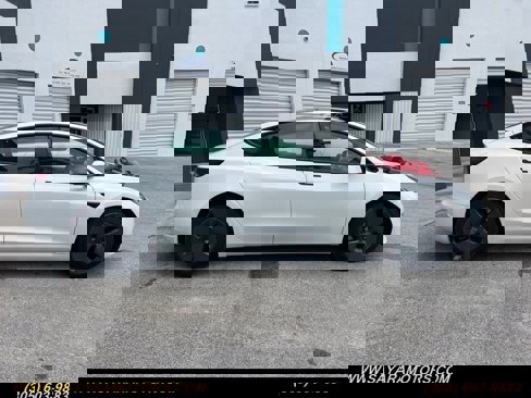 Used 2023 Tesla Model 3 Standard Range image 4