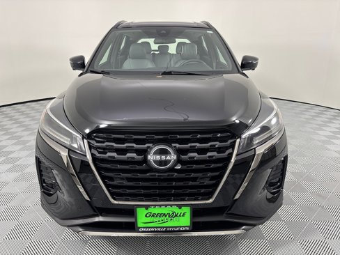 Used 2023 Nissan Kicks SR w/ SR Premium Package image 5