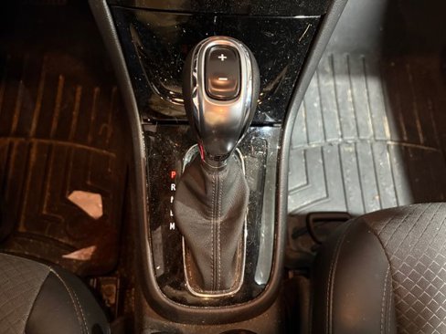 Used 2021 Buick Encore Preferred image 12