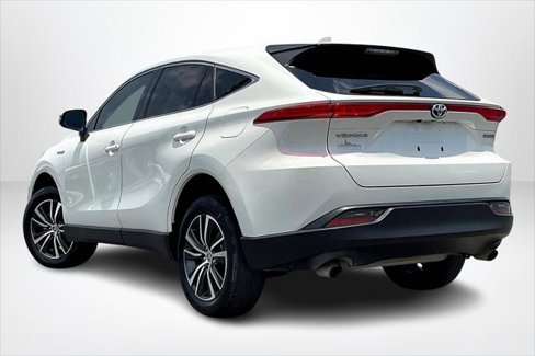 Used 2021 Toyota Venza LE w/ Carpet Mat Package (TMS) image 4