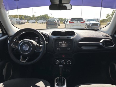 Used 2016 Jeep Renegade Sport w/ Power & Air Group image 17