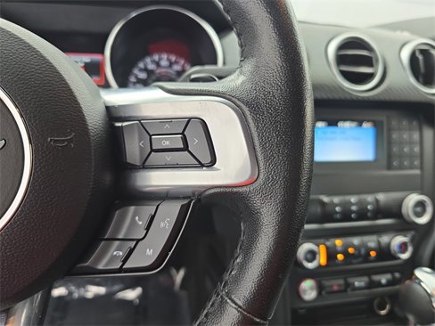 Used 2020 Ford Mustang Coupe image 16