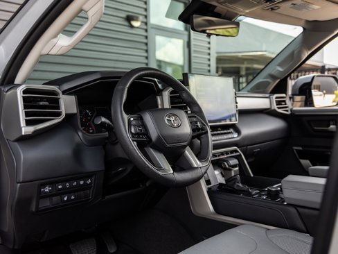 Used 2023 Toyota Tundra Limited image 25