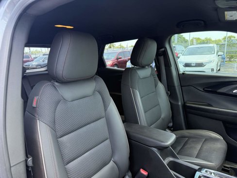 Used 2023 Chevrolet TrailBlazer RS image 22