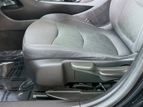 Used 2017 Chevrolet Volt LT image 18