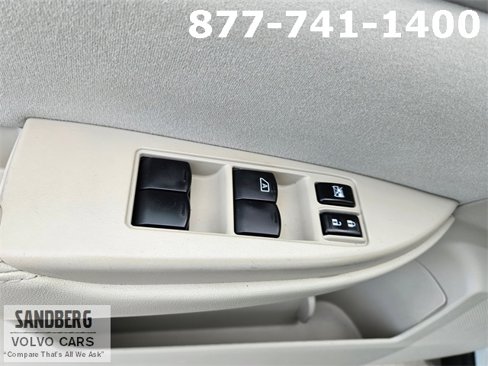 Used 2011 Subaru Outback 2.5i image 17
