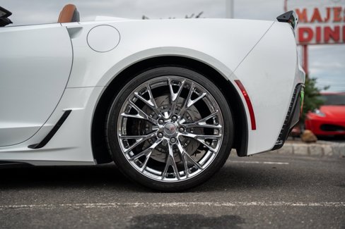 Used 2017 Chevrolet Corvette Z06 image 17