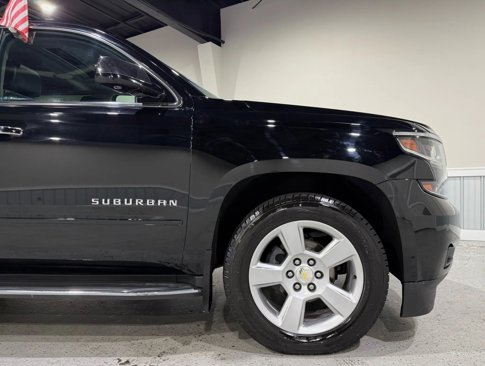 Used 2016 Chevrolet Suburban LTZ image 7