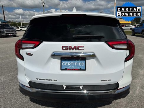 Certified 2024 GMC Terrain SLT image 5
