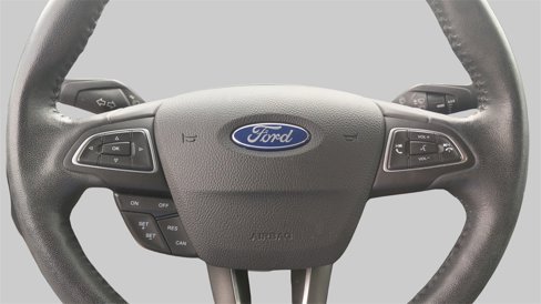 Used 2015 Ford Focus Titanium image 21