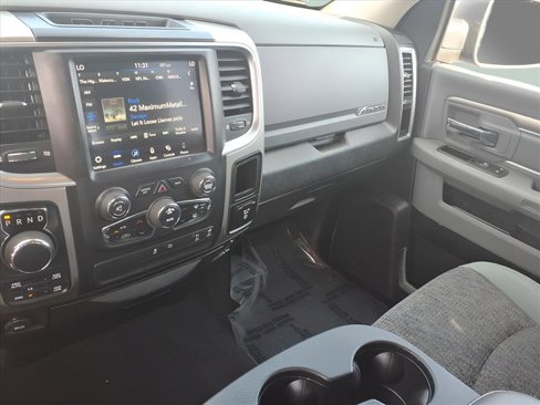 Used 2019 RAM 1500 Big Horn image 22