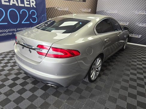 Used 2014 Jaguar XF 3.0 image 17