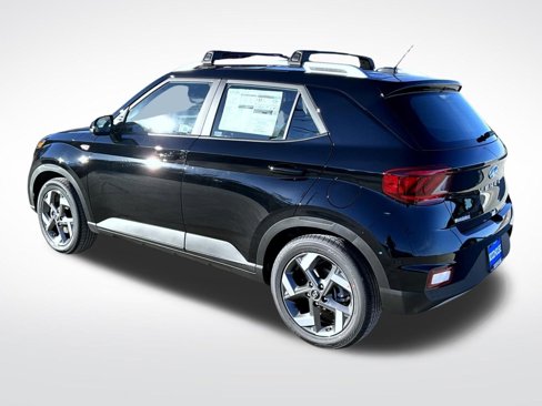 New 2025 Hyundai Venue SEL image 8