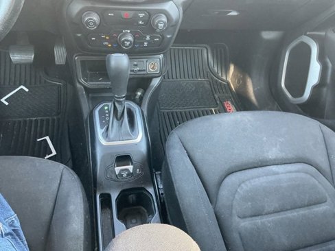 Used 2021 Jeep Renegade Latitude w/ Convenience Group image 24