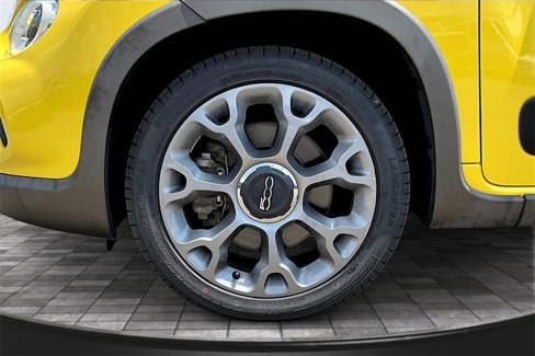 Used 2014 FIAT 500L Trekking image 9