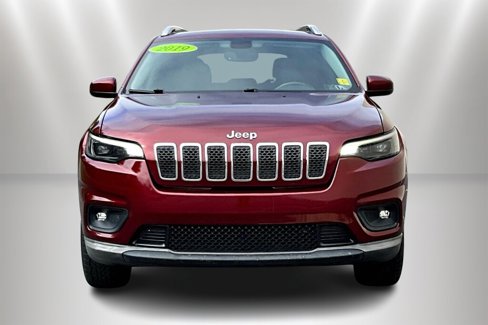 Used 2019 Jeep Cherokee Latitude Plus w/ Comfort/Convenience Group image 2