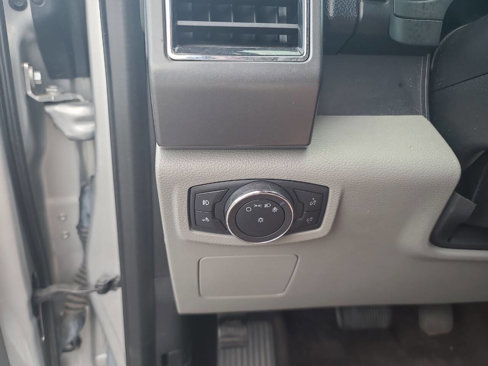 Used 2017 Ford F150 XLT image 18