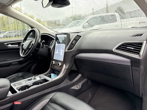 Used 2021 Ford Edge SEL image 20