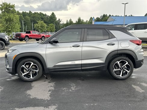 Used 2023 Chevrolet TrailBlazer RS w/ Sun and Liftgate Package image 28
