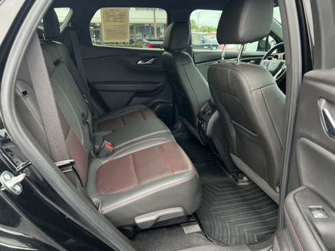 Used 2020 Chevrolet Blazer RS w/ LPO, Sport Package image 21