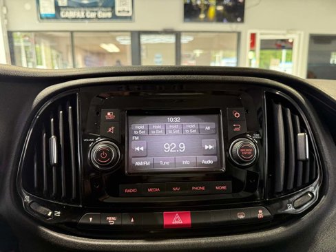 Used 2019 RAM ProMaster City Tradesman SLT image 18