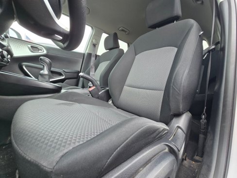 Used 2020 Kia Soul LX image 18