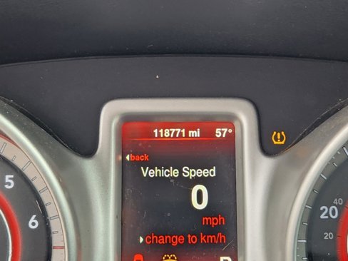 Used 2016 Dodge Journey SXT image 28