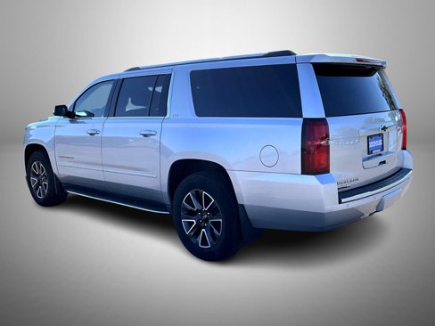 Used 2016 Chevrolet Suburban LTZ image 7