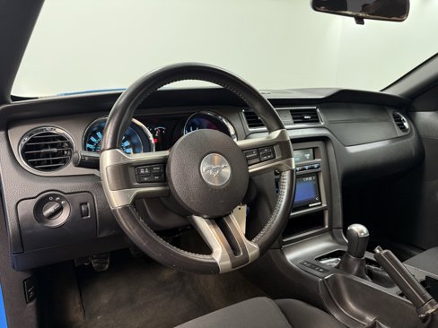 Used 2013 Ford Mustang Coupe image 11