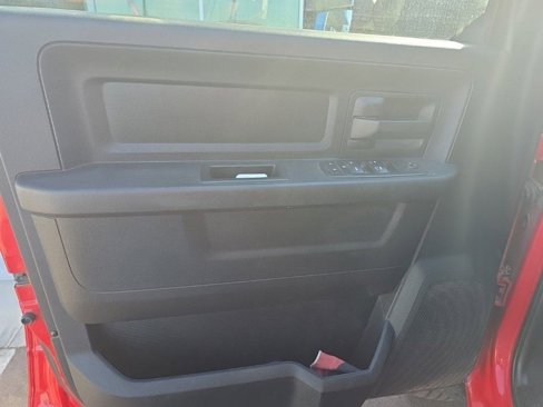 Used 2017 RAM 5500 Tradesman w/ Chrome Appearance Group image 4
