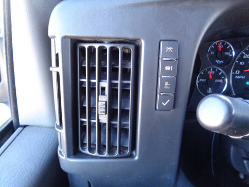 Used 2016 GMC Savana 3500 LT w/ LT Preferred Equipment Group image 23