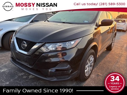 Used 2020 Nissan Rogue Sport S image 1