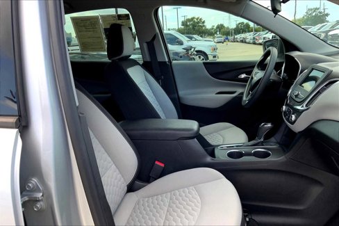 Used 2019 Chevrolet Equinox LS w/ LPO, Cargo Package image 8
