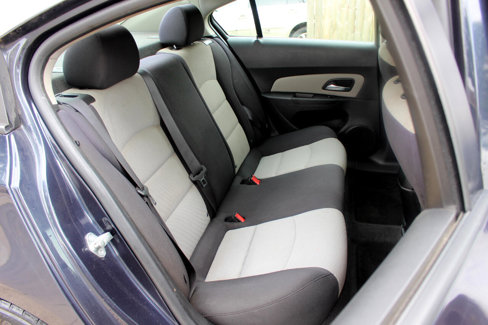 Used 2015 Chevrolet Cruze LS image 31