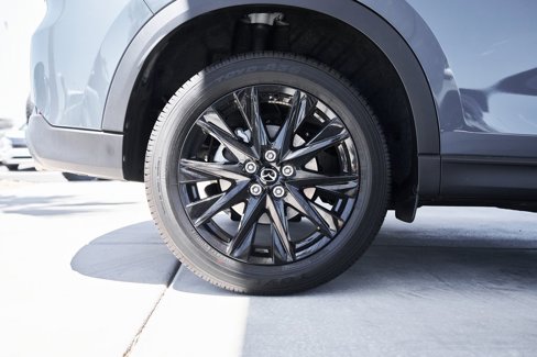Used 2024 MAZDA CX-5 Carbon Edition image 8