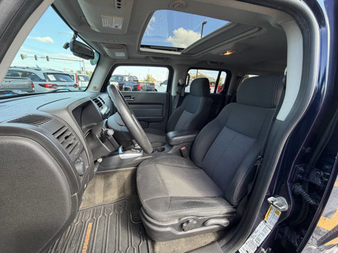 Used 2008 HUMMER H3 image 11